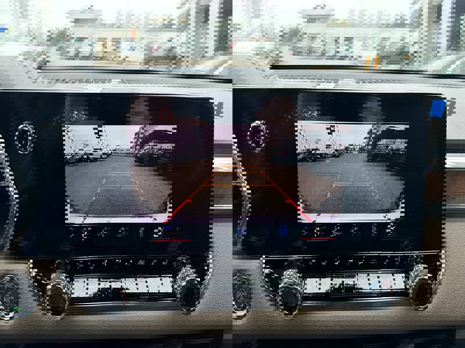 New 2026 GMC Canyon Denali image 20