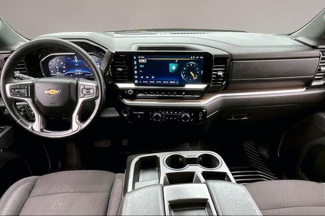 Used 2025 Chevrolet Silverado 1500 LT w/ Safety Package AWD/4WD image 7