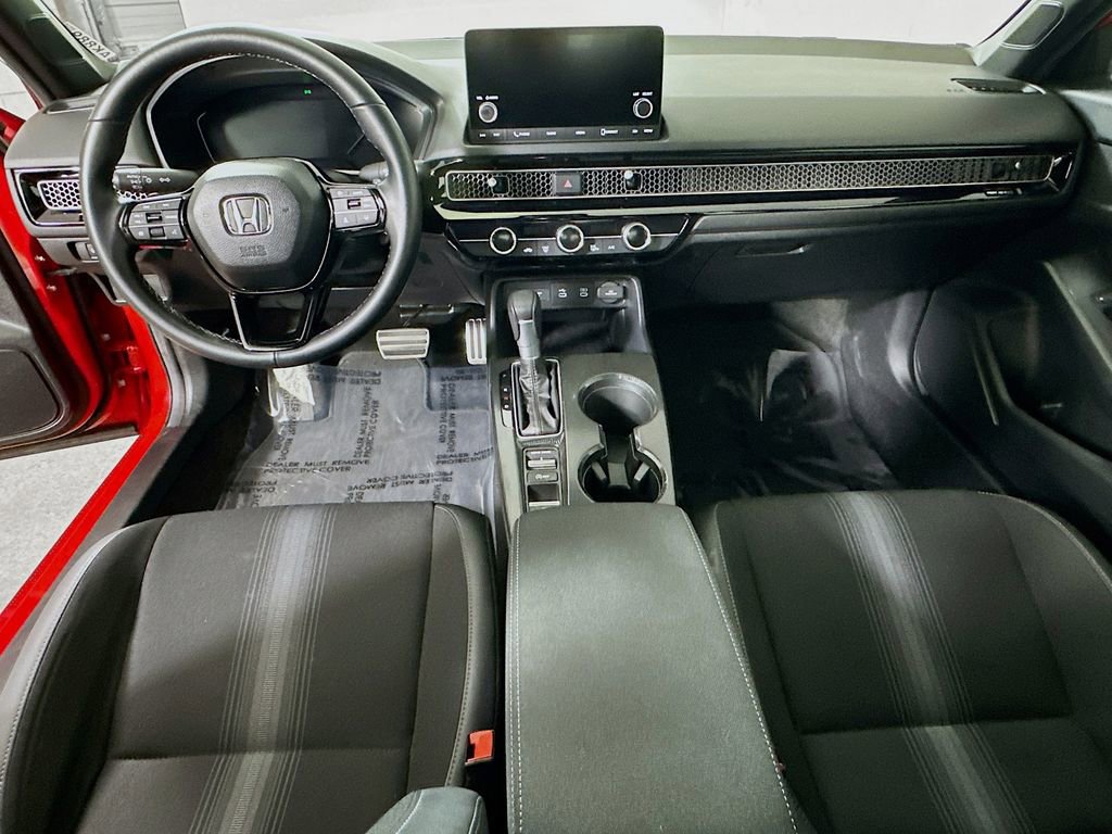 Used 2025 Honda Civic Sport image 16