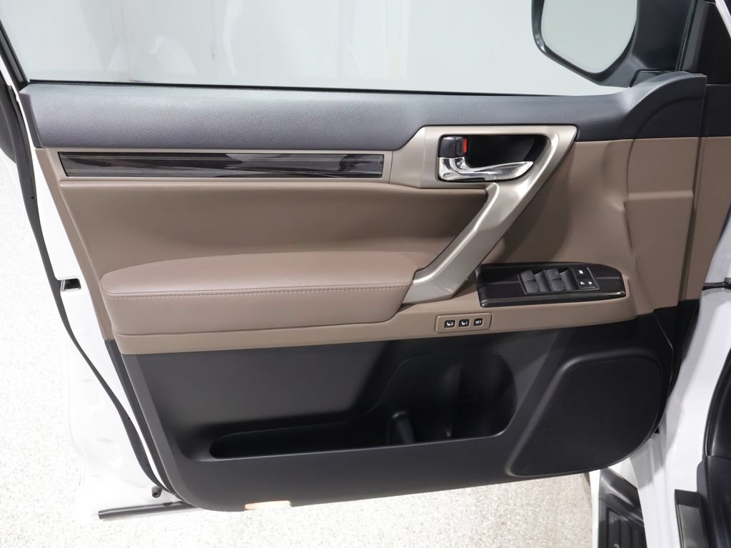 Used 2021 Lexus GX 460 Premium AWD/4WD image 14