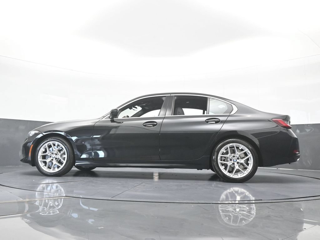 Used 2026 BMW 330i Sedan w/ Convenience Package RWD image 56
