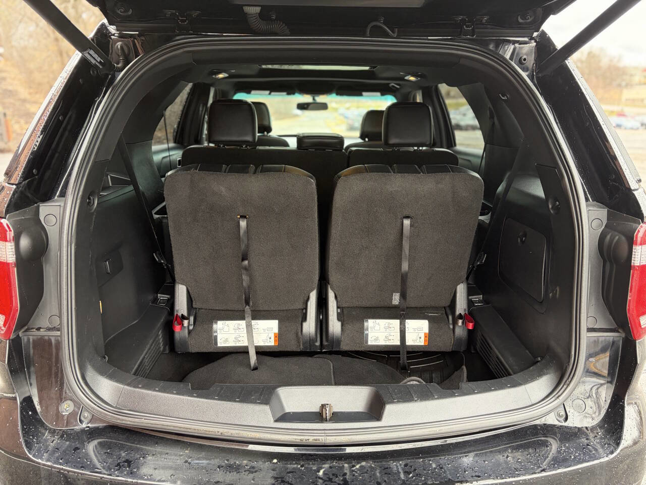 Used 2016 Ford Explorer XLT w/ Equipment Group 202A image 23