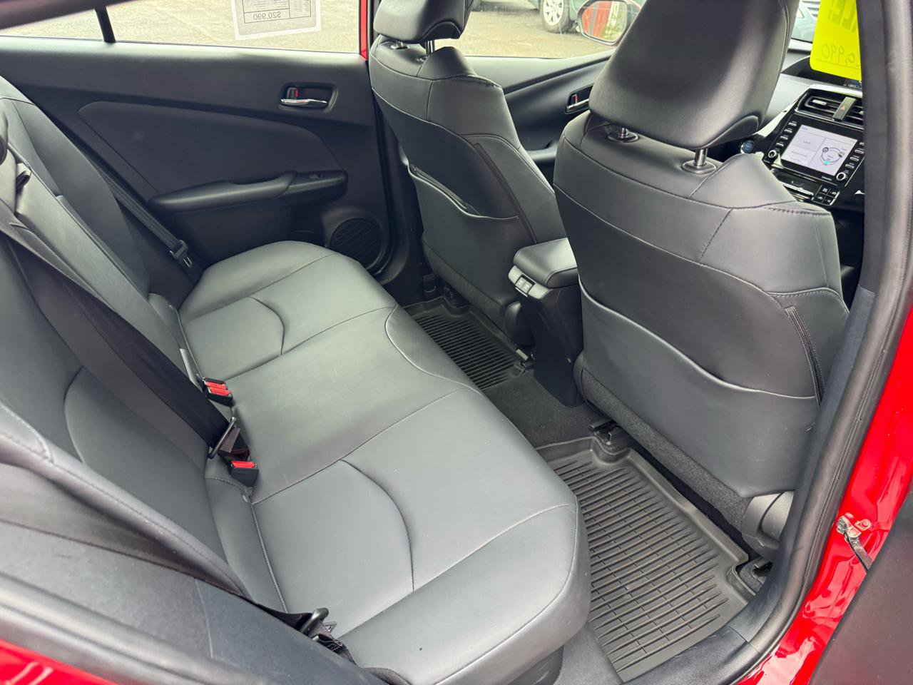 Used 2021 Toyota Prius XLE AWD/4WD image 13