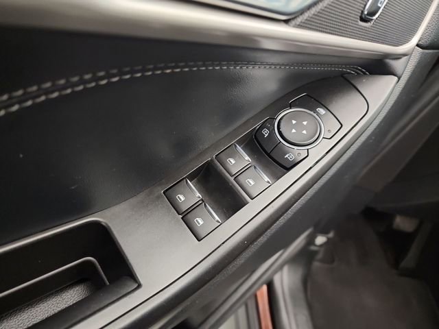 Used 2020 Ford Explorer XLT w/ Equipment Group 202A image 17