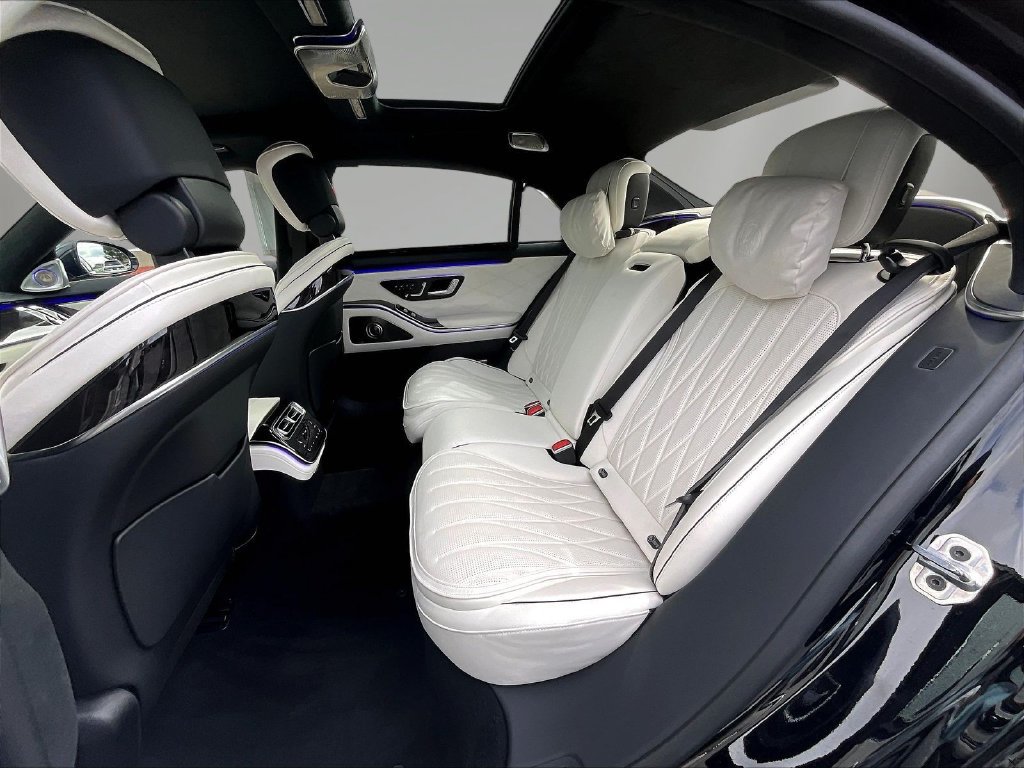Used 2025 Mercedes-Benz S 63 AMG S w/ Rear Seat Package image 22