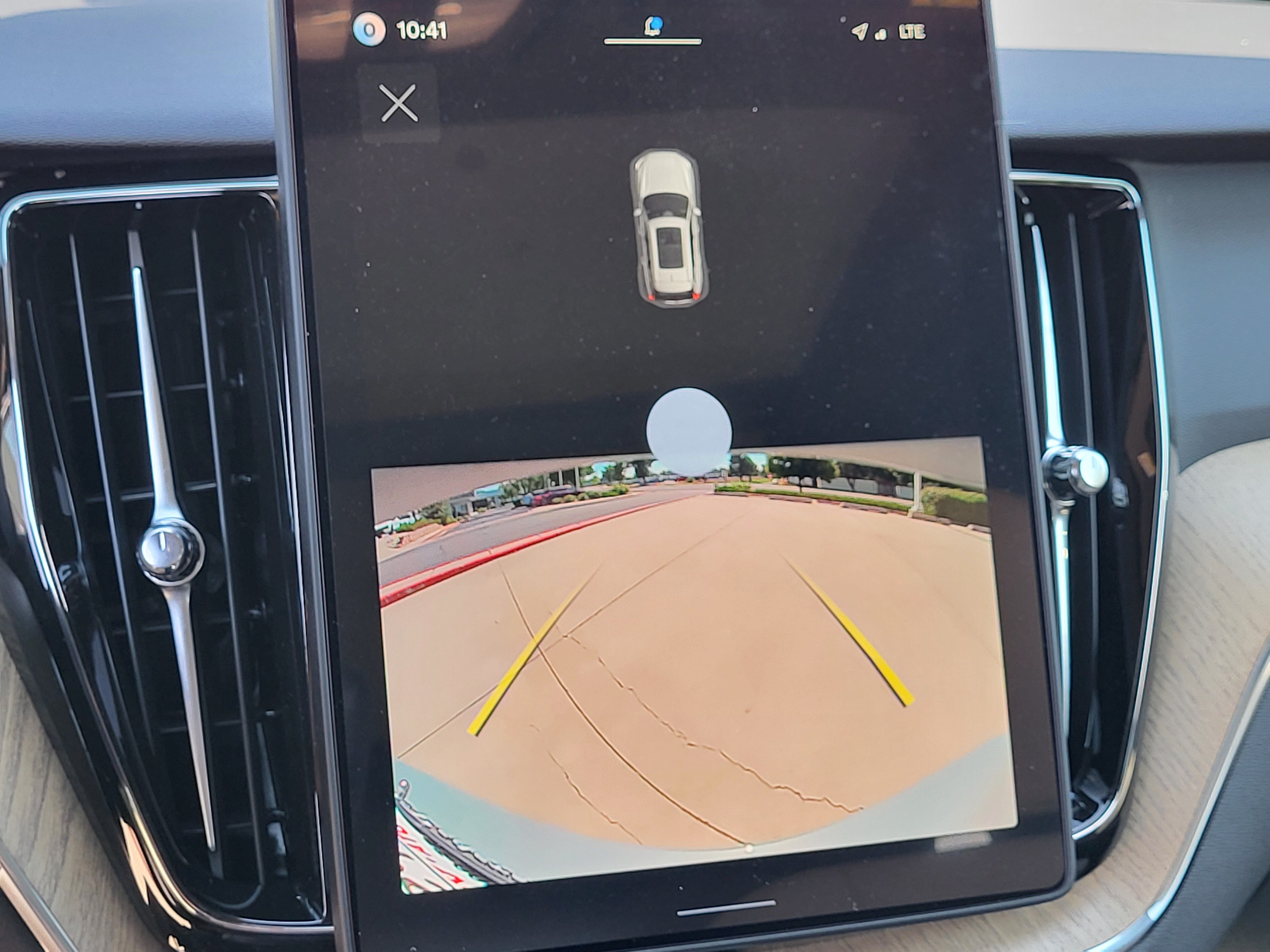 New 2026 Volvo XC60 T8 Core AWD/4WD image 16