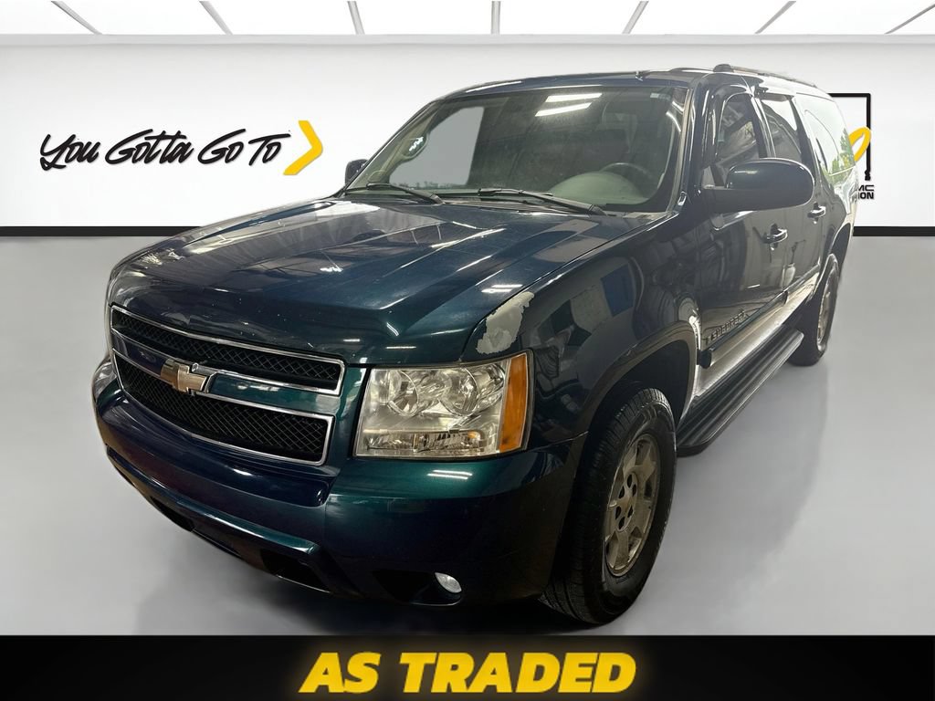 Used 2007 Chevrolet Suburban LT w/ LT Preferred Equipment Group AWD/4WD image 1
