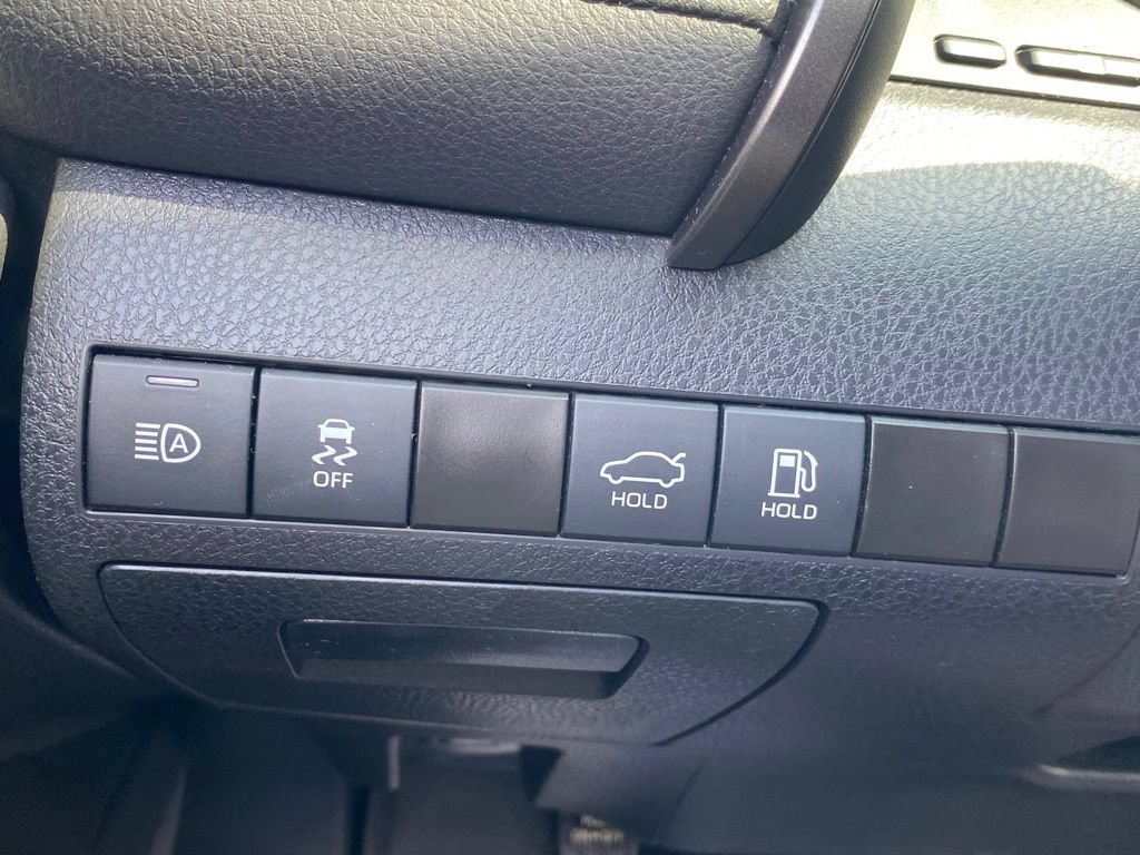 Used 2022 Toyota Camry LE FWD image 24