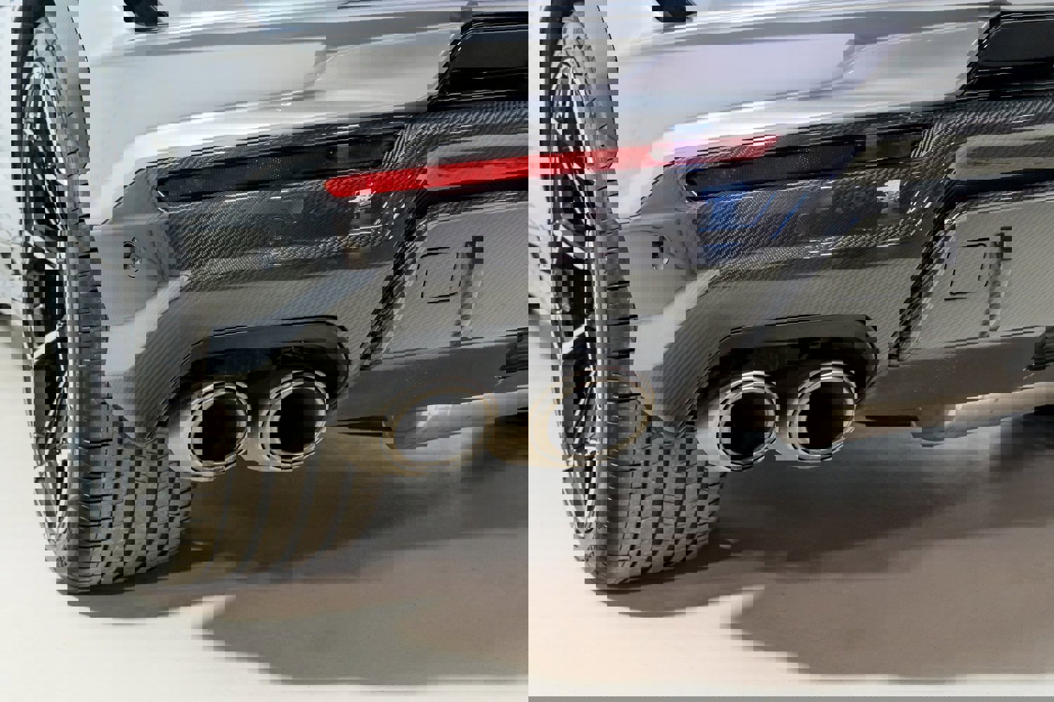 Used 2024 Lamborghini Urus Performante image 53