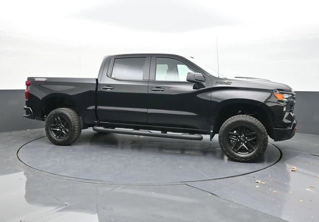 New 2026 Chevrolet Silverado 1500 Custom Trail Boss w/ LPO, Dark Essentials Package image 17