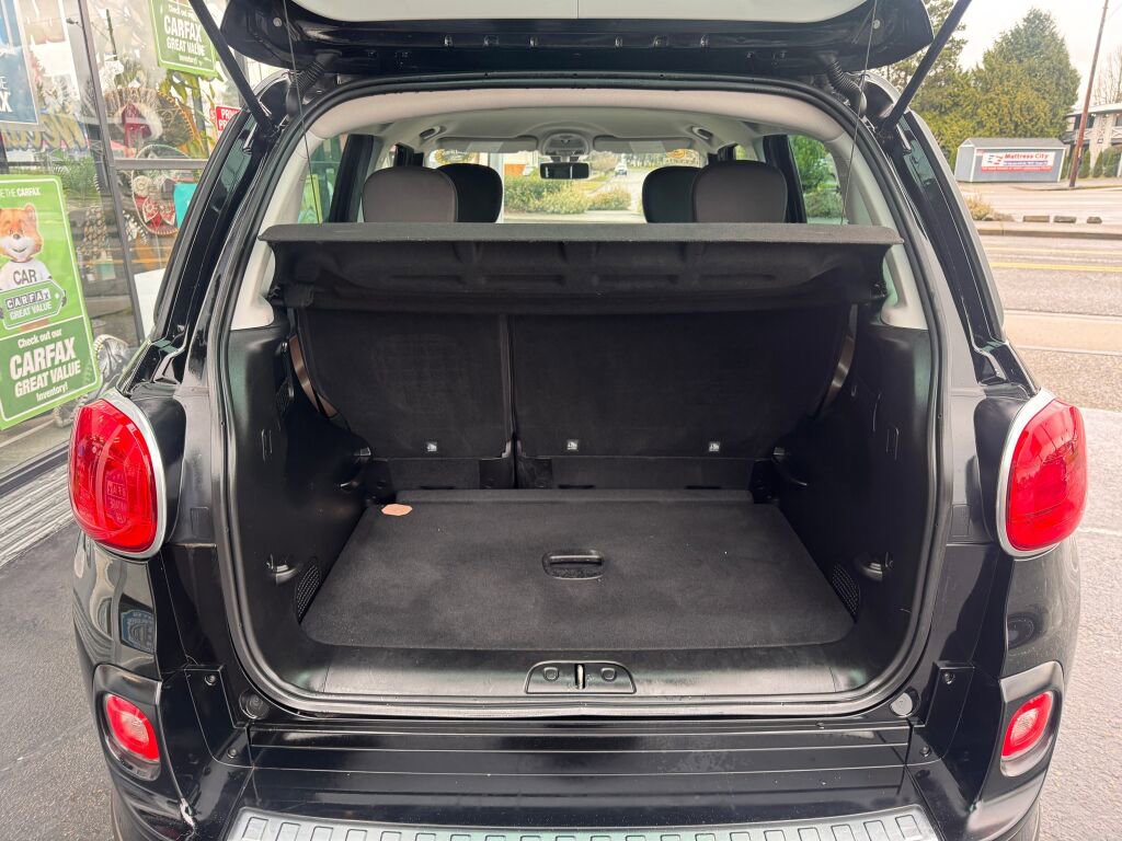 Used 2014 FIAT 500L Trekking image 9
