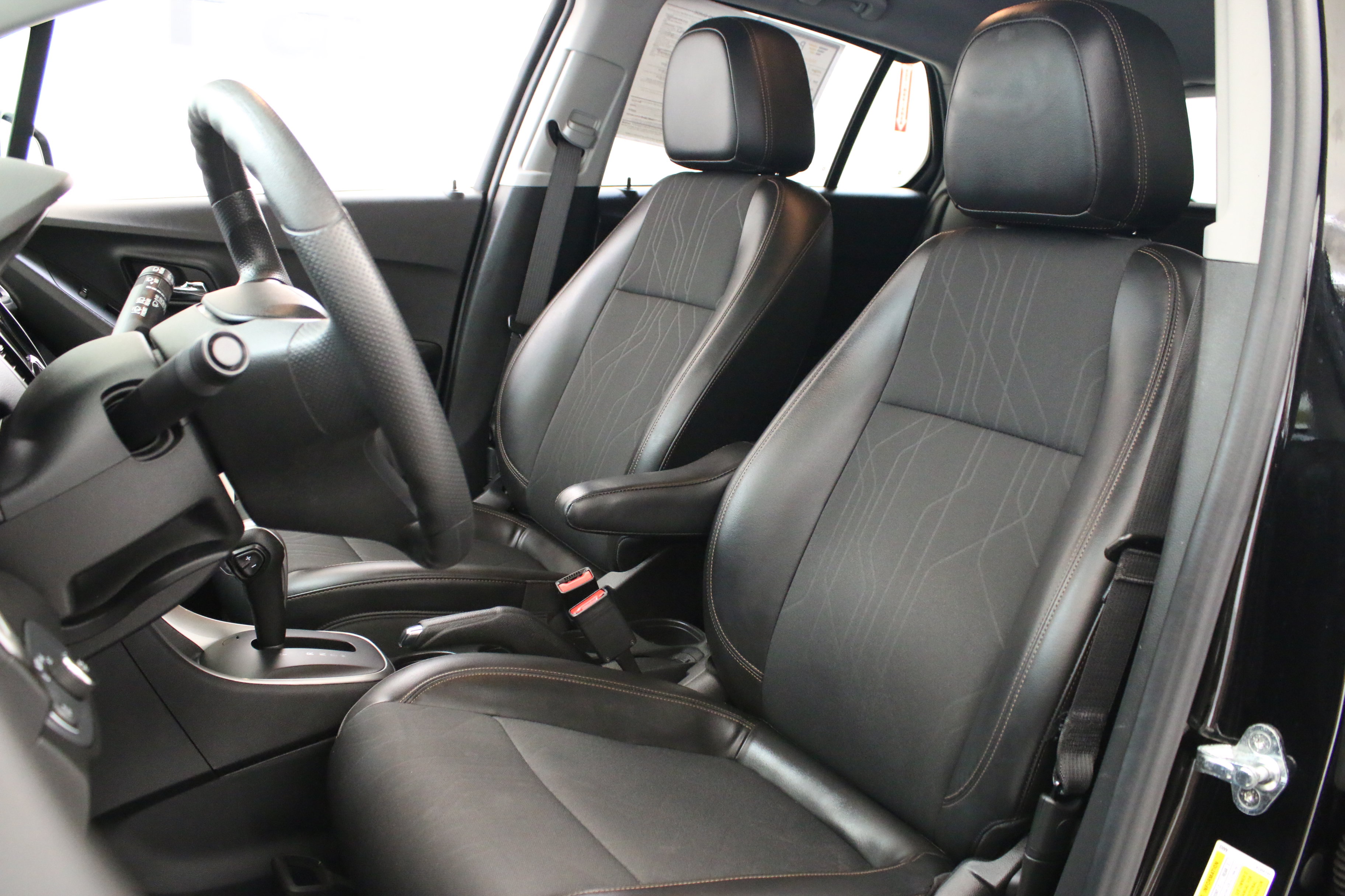 Certified 2022 Chevrolet Trax LT AWD/4WD image 23