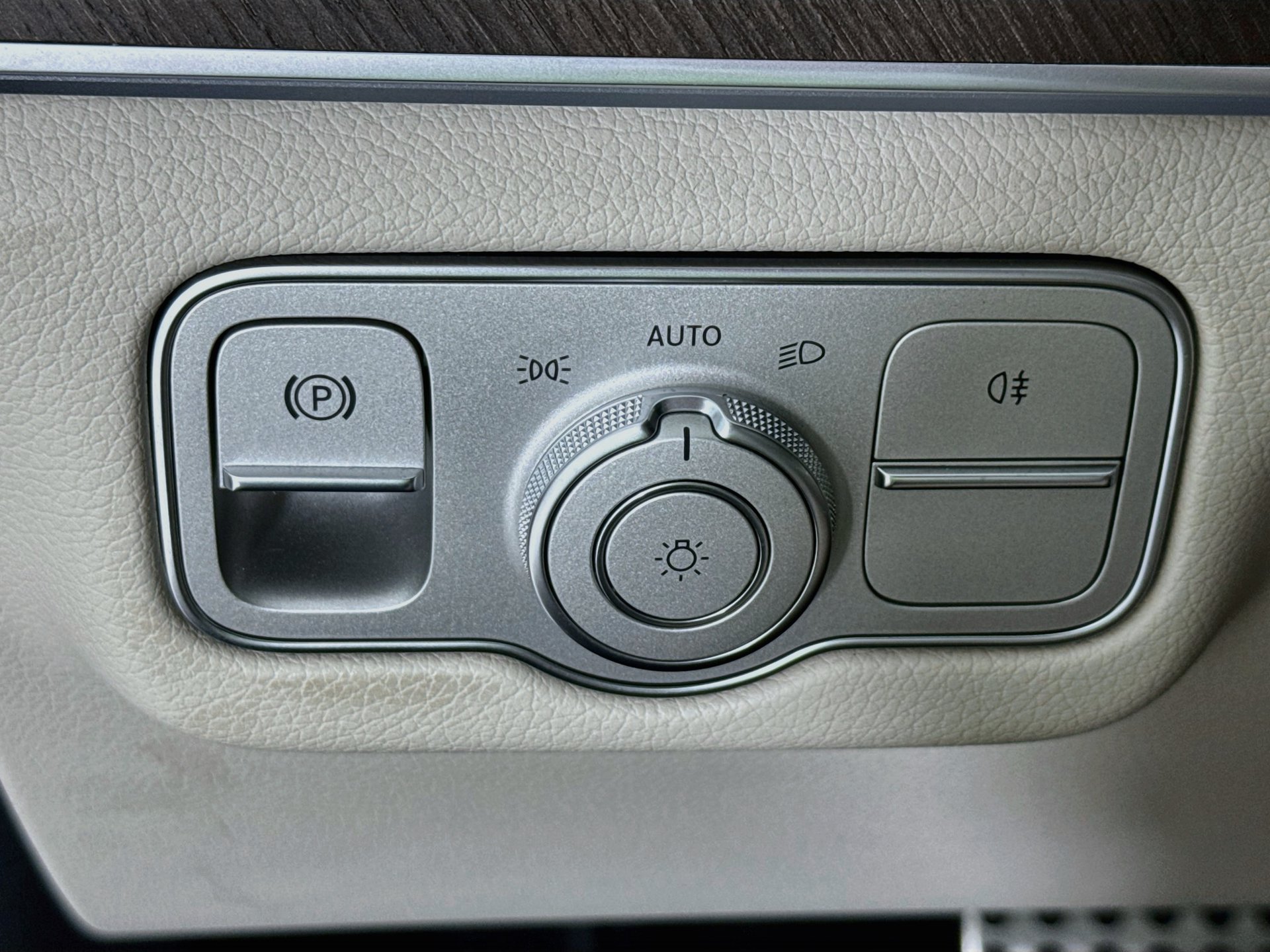 New 2027 Mercedes-Benz GLS 450 4MATIC image 11