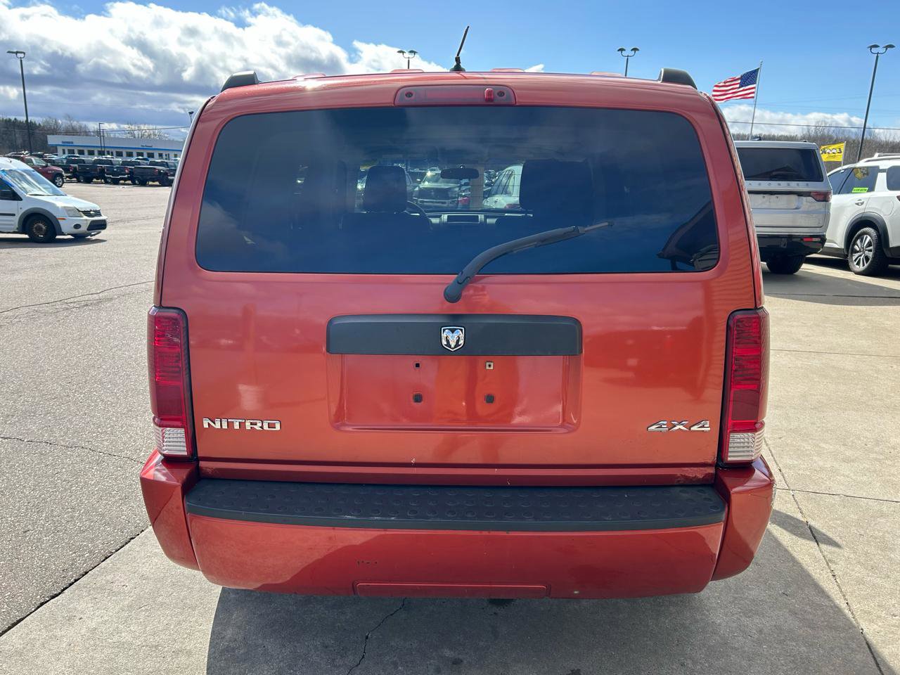 Used 2008 Dodge Nitro SXT w/ Sun & Wheels Group image 6