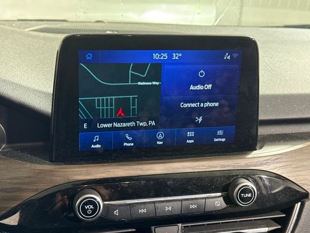 Used 2020 Ford Escape Titanium image 24