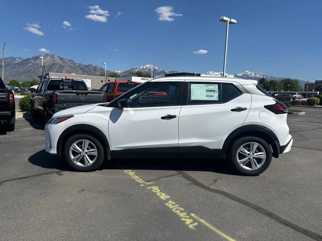 New 2025 Nissan Kicks Play S FWD image 7