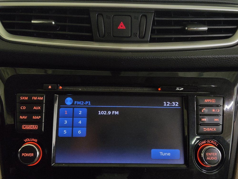Used 2016 Nissan Rogue SV w/ SV Premium Package FWD image 25