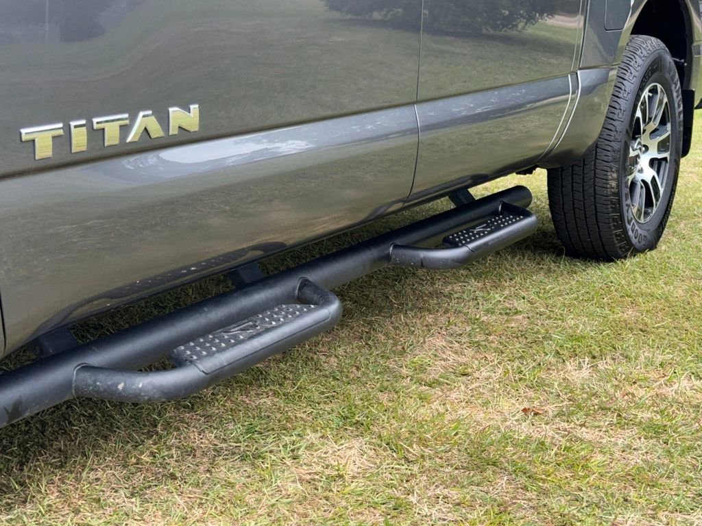 Used 2023 Nissan Titan SV w/ SV Convenience Package image 55