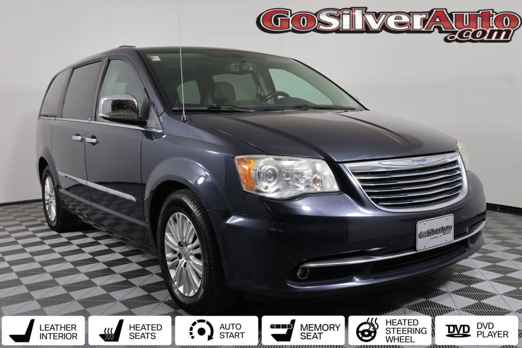 Used 2014 Chrysler Town & Country Limited w/ Luxury Group