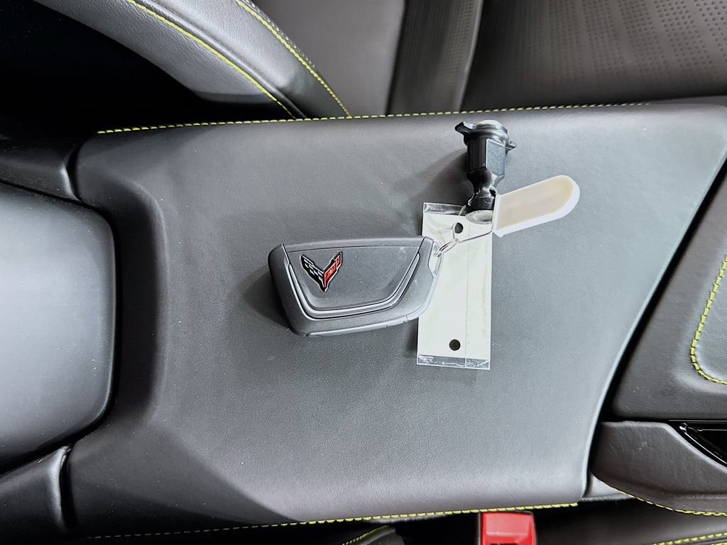 Used 2023 Chevrolet Corvette Z06 w/ Stealth Interior Trim Package RWD image 32
