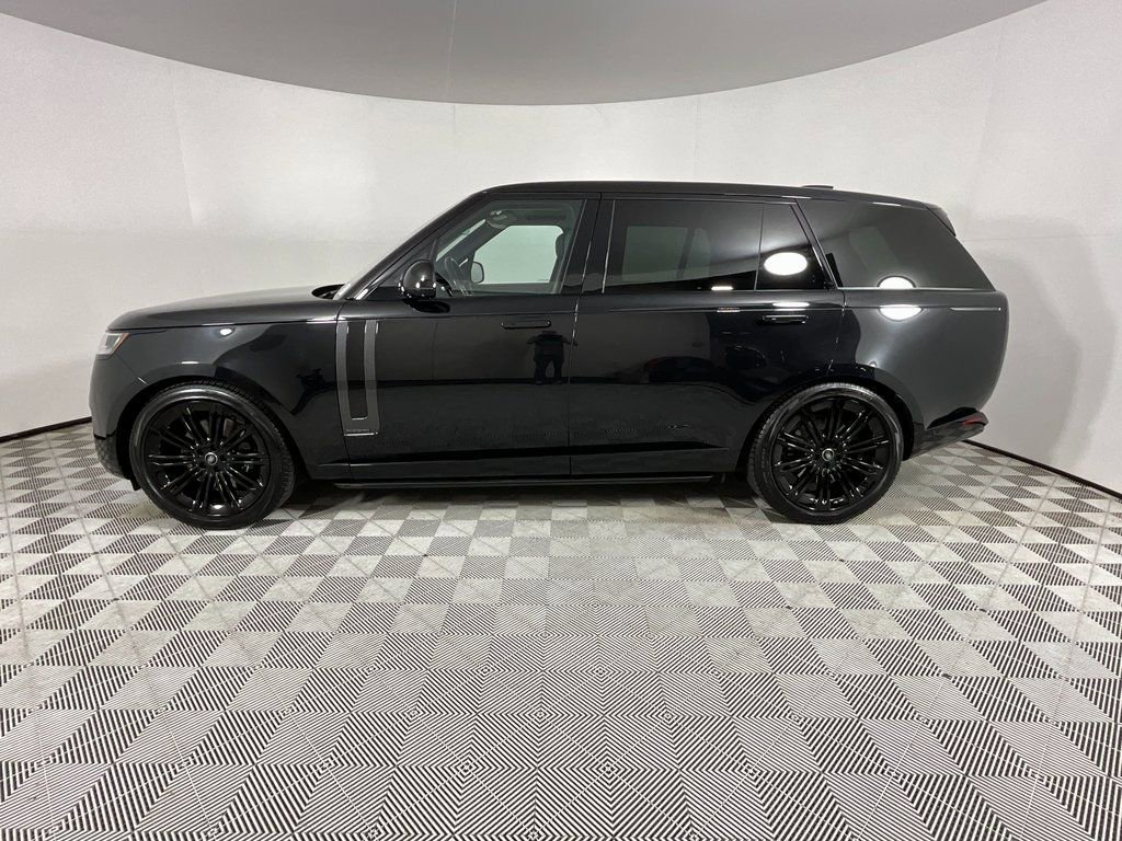 Used 2023 Land Rover Range Rover Long Wheelbase First Edition image 2