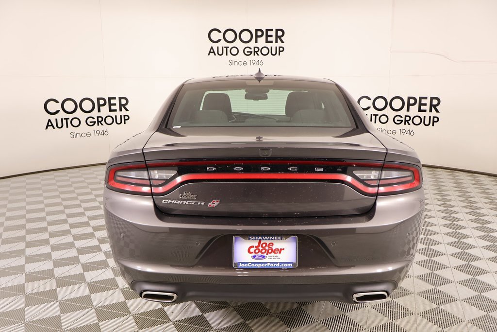 Used 2021 Dodge Charger SXT w/ Driver Convenience Group image 22