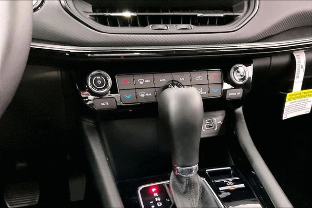 New 2026 Jeep Compass Latitude AWD/4WD image 7