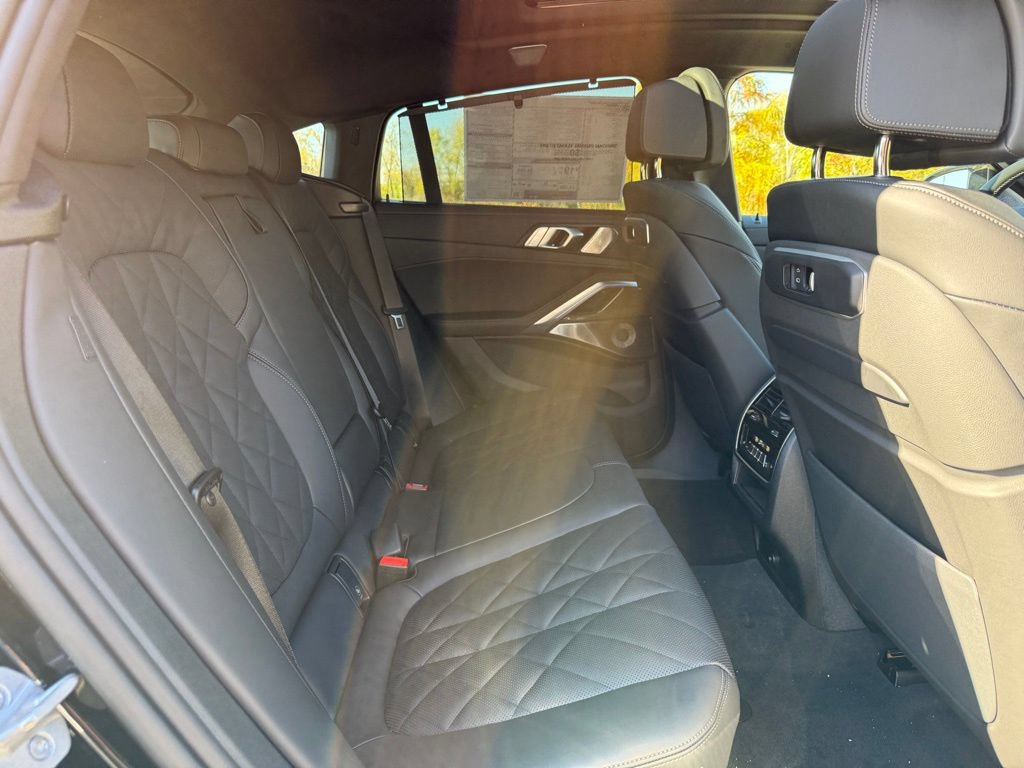 Used 2026 BMW X6 M60i w/ Executive Package AWD/4WD image 23