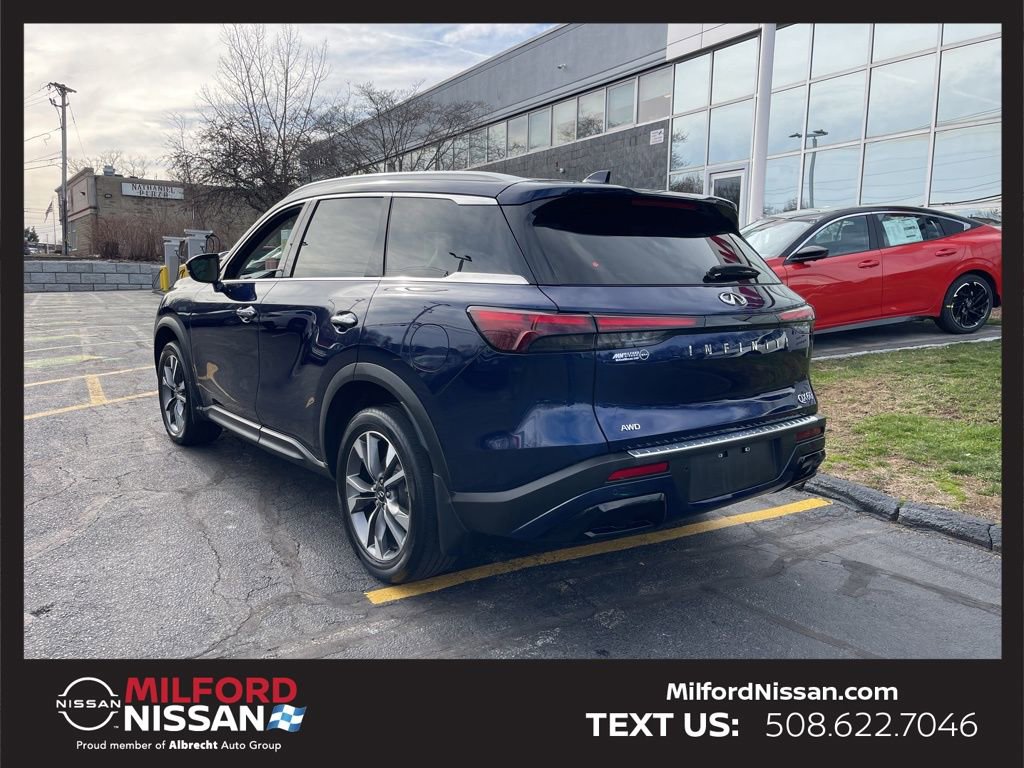 Used 2023 INFINITI QX60 Luxe w/ Cargo Package image 3