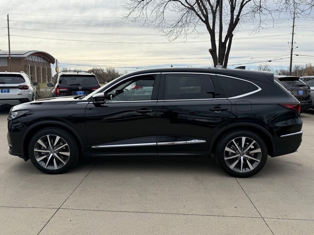 Certified 2025 Acura MDX w/ Technology Package image 8