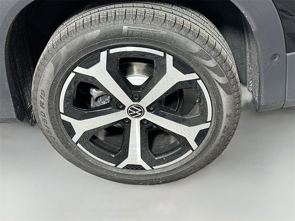 New 2026 Volkswagen Tiguan SE image 7
