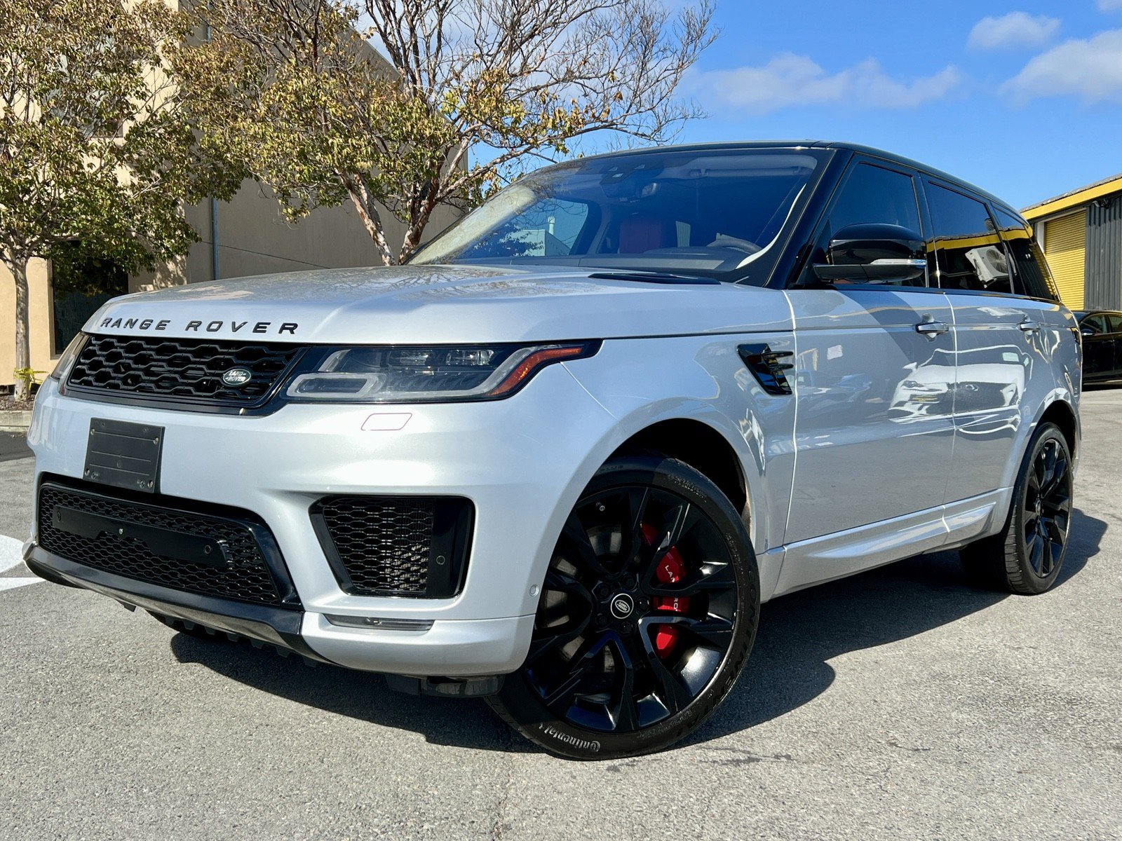 Used 2021 Land Rover Range Rover Sport HST AWD/4WD image 2