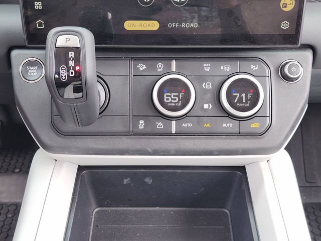 Used 2026 Land Rover Defender 110 S image 18