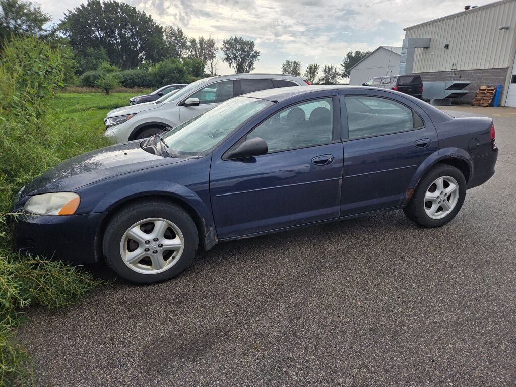 Used 2006 Dodge Stratus SXT FWD image 1