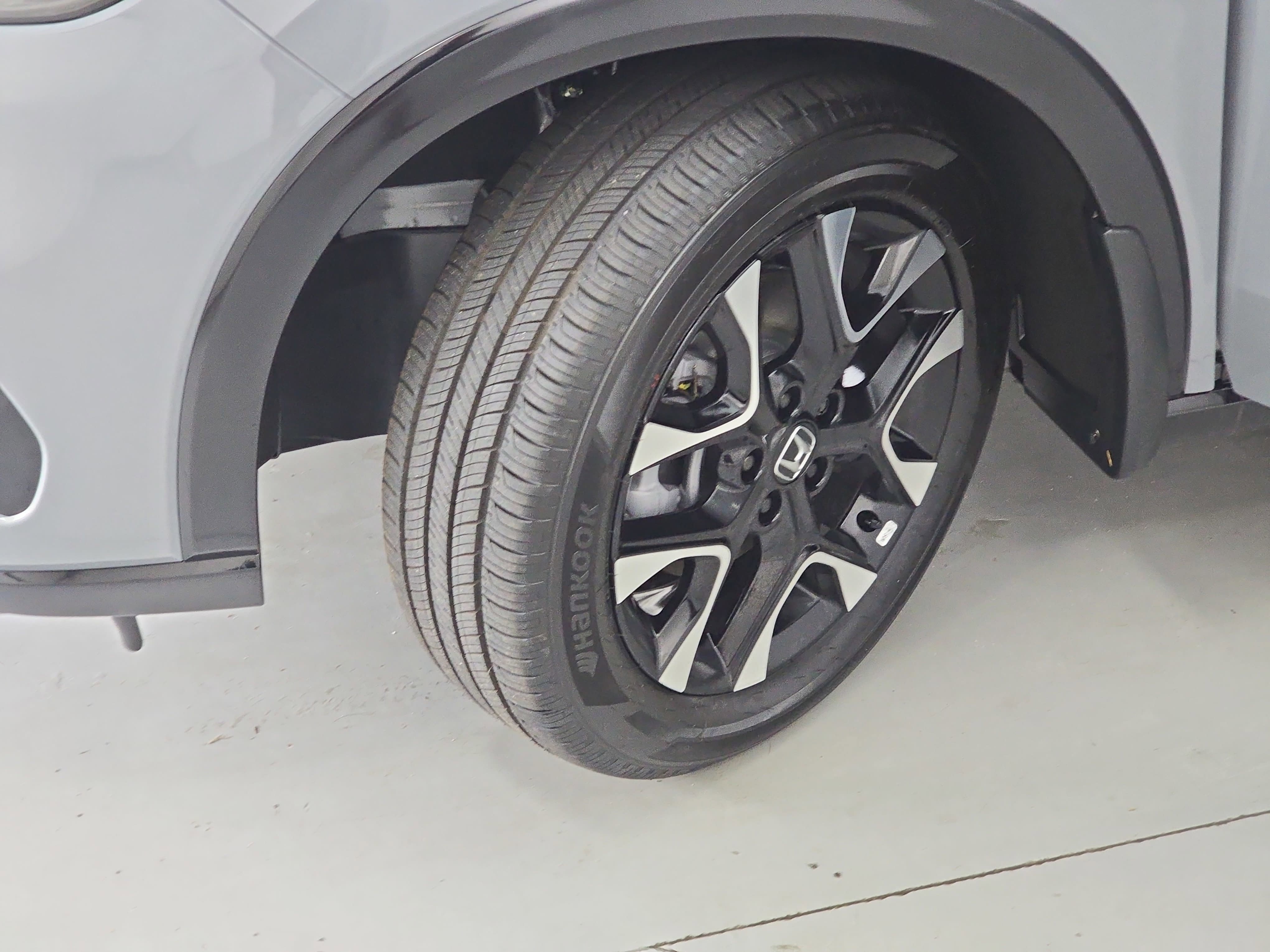 New 2027 Honda HR-V EX-L image 32