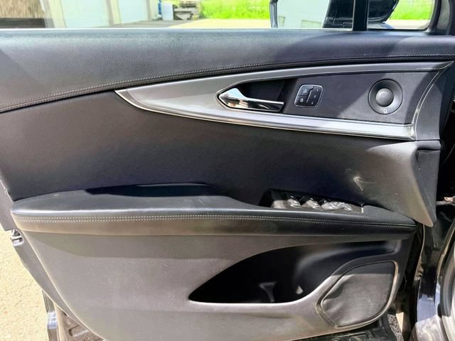 Used 2019 Lincoln Nautilus Select AWD/4WD image 17