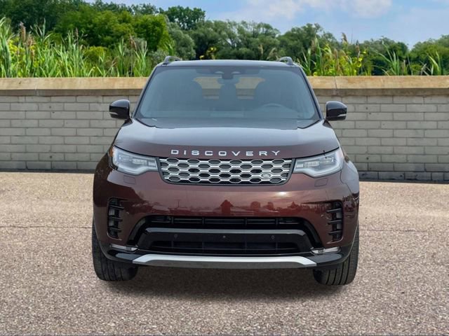 New 2026 Land Rover Discovery Limited Edition image 2