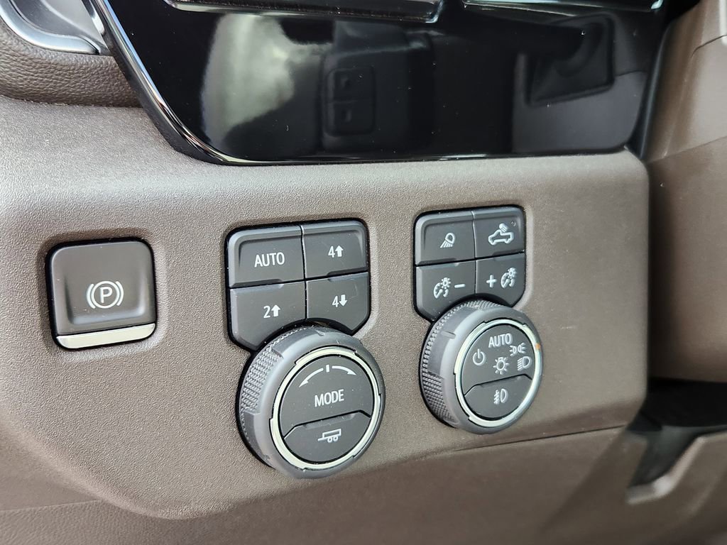 Used 2022 Chevrolet Silverado 1500 RST w/ Convenience Package II image 21