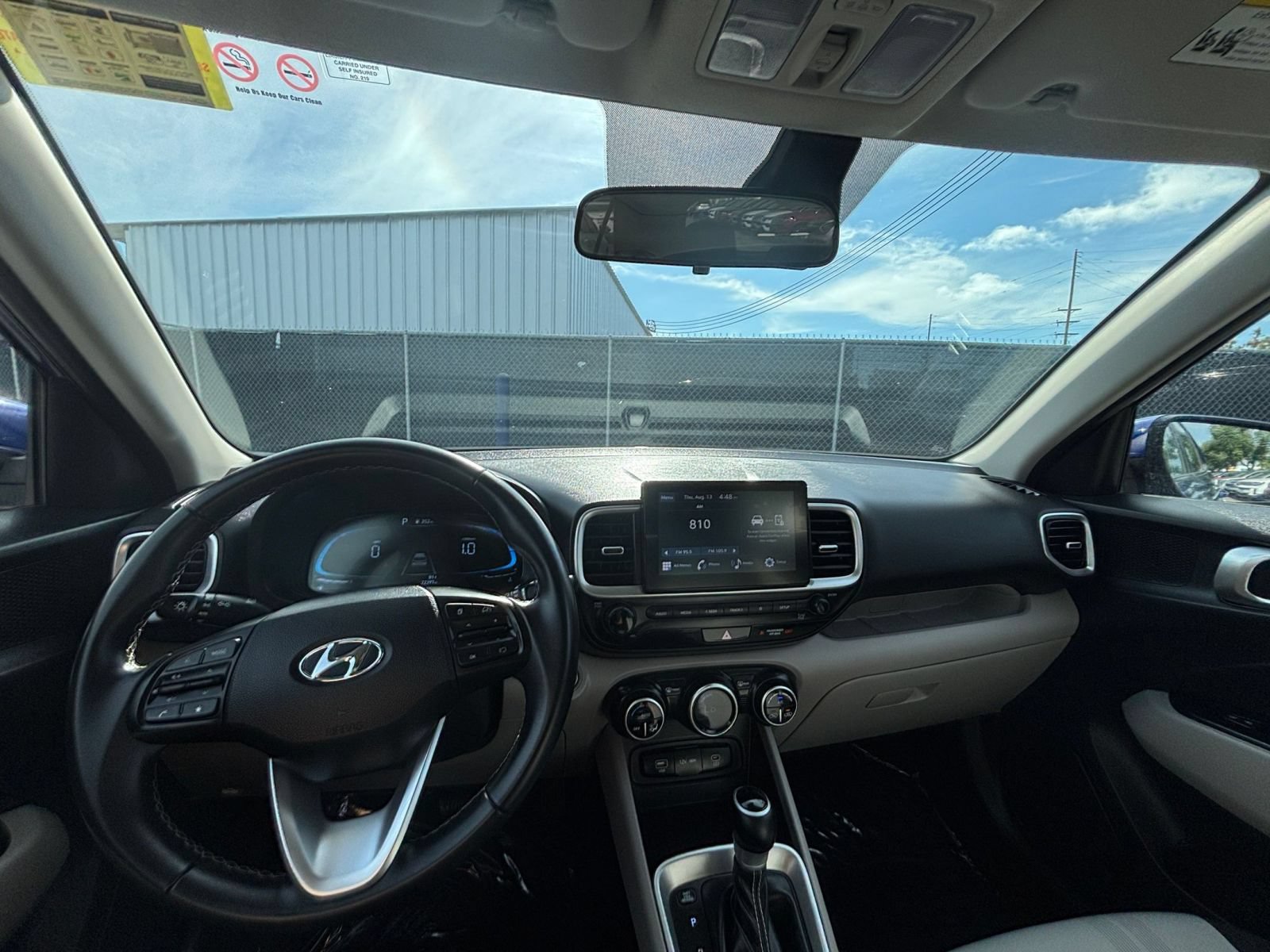 Used 2025 Hyundai Venue SEL FWD image 35