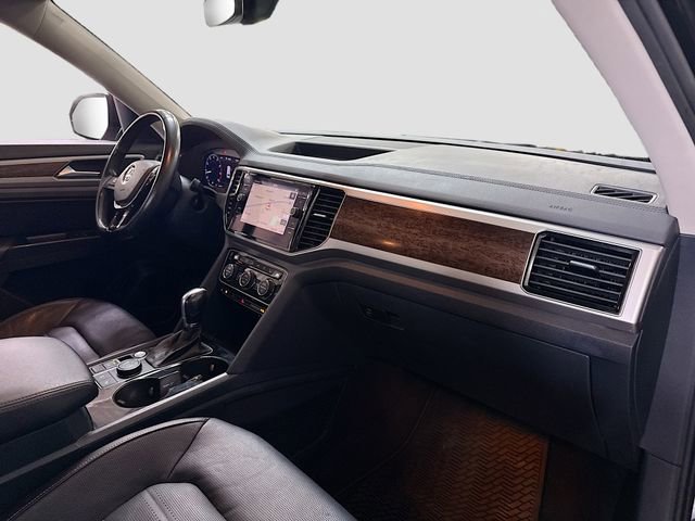 Used 2018 Volkswagen Atlas SEL Premium image 32