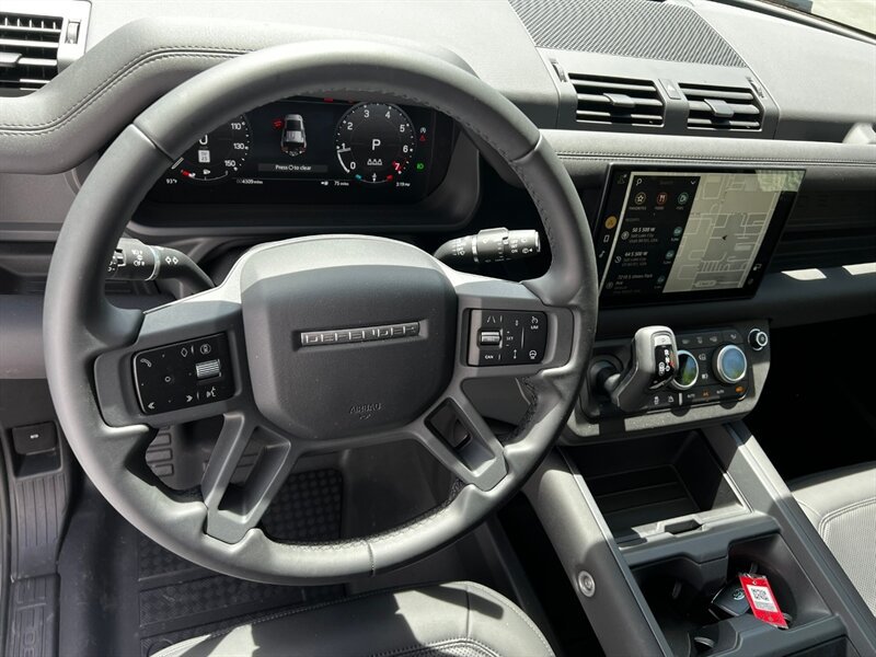 Used 2025 Land Rover Defender 110 S AWD/4WD image 33