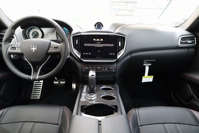 New 2024 Maserati Ghibli Modena Ultima Q4 image 11