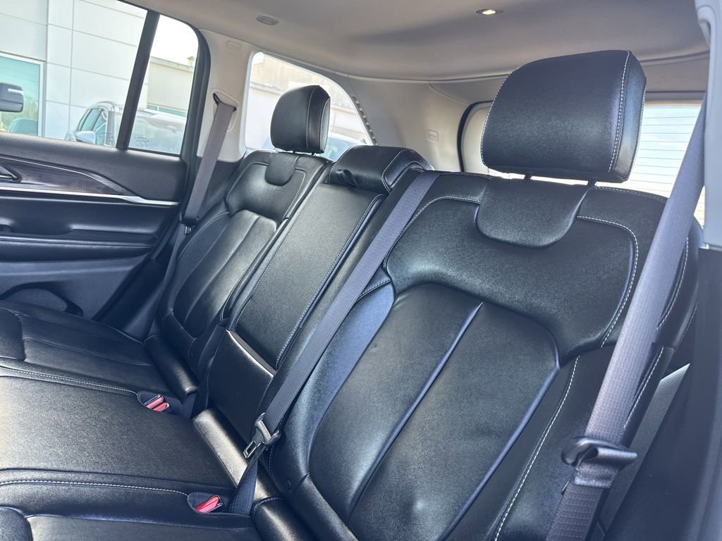 Used 2022 Jeep Grand Cherokee Limited 4xe image 26