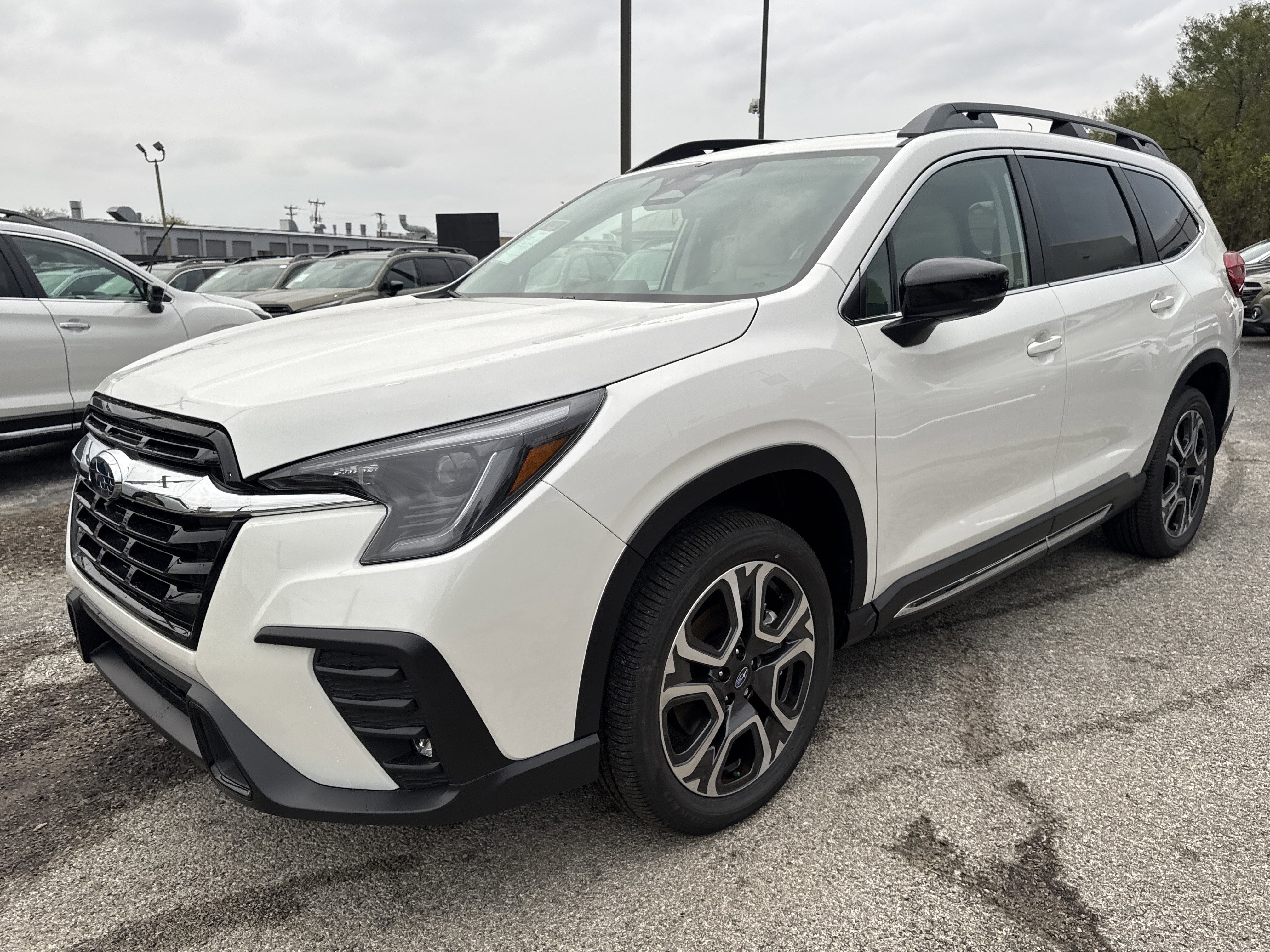 New 2026 Subaru Ascent Limited image 7