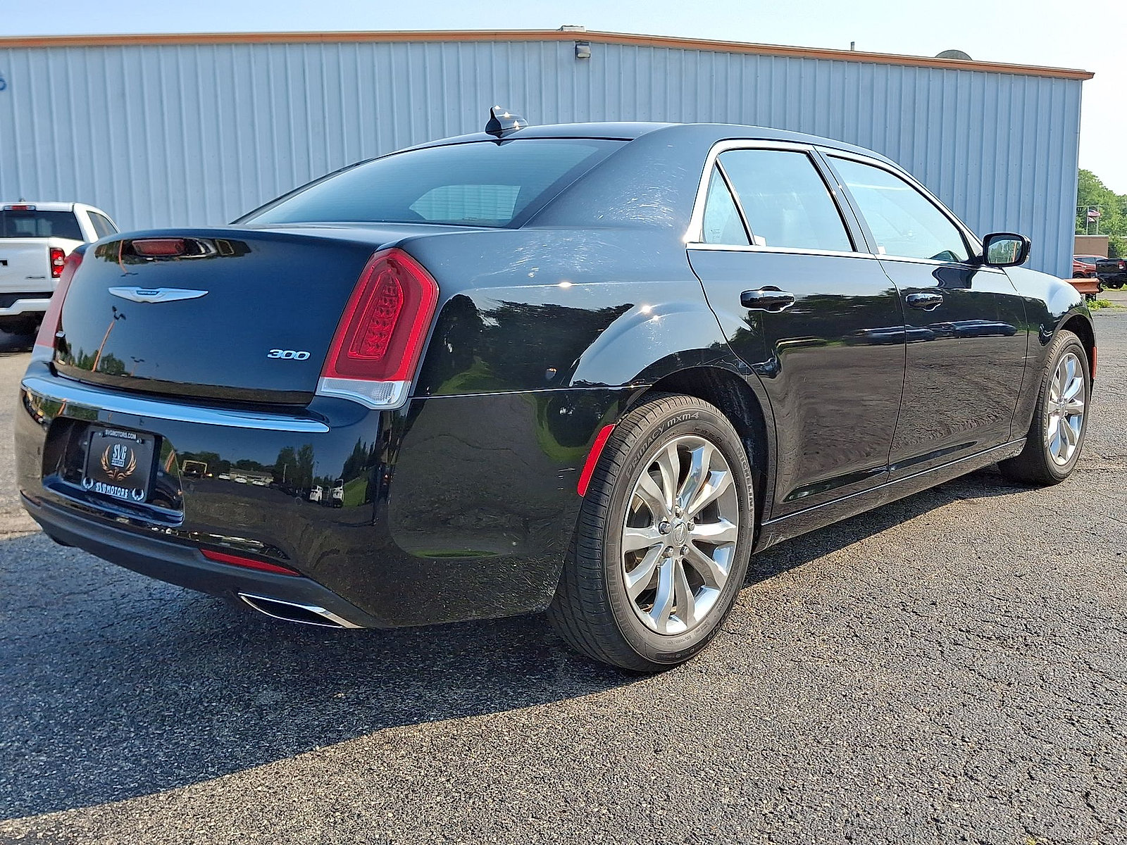 Used 2021 Chrysler 300 Touring L AWD/4WD image 25