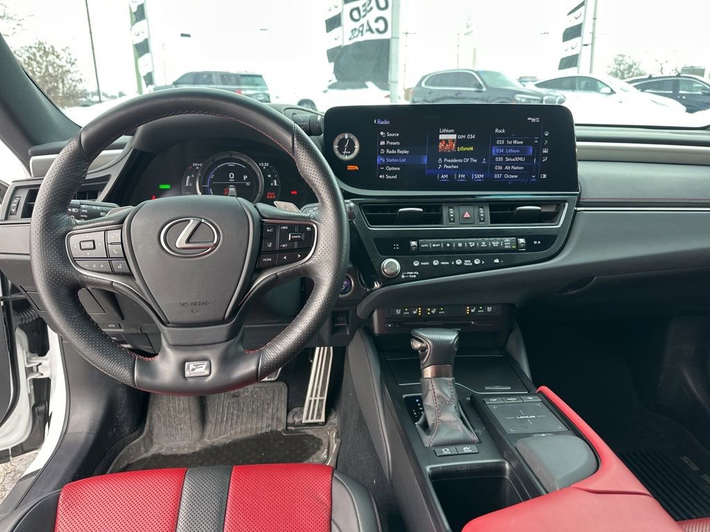 Used 2022 Lexus ES 300h F Sport w/ Accessory Package image 44