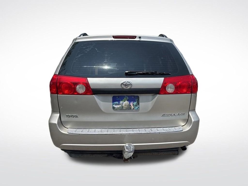 Used 2009 Toyota Sienna CE FWD image 7