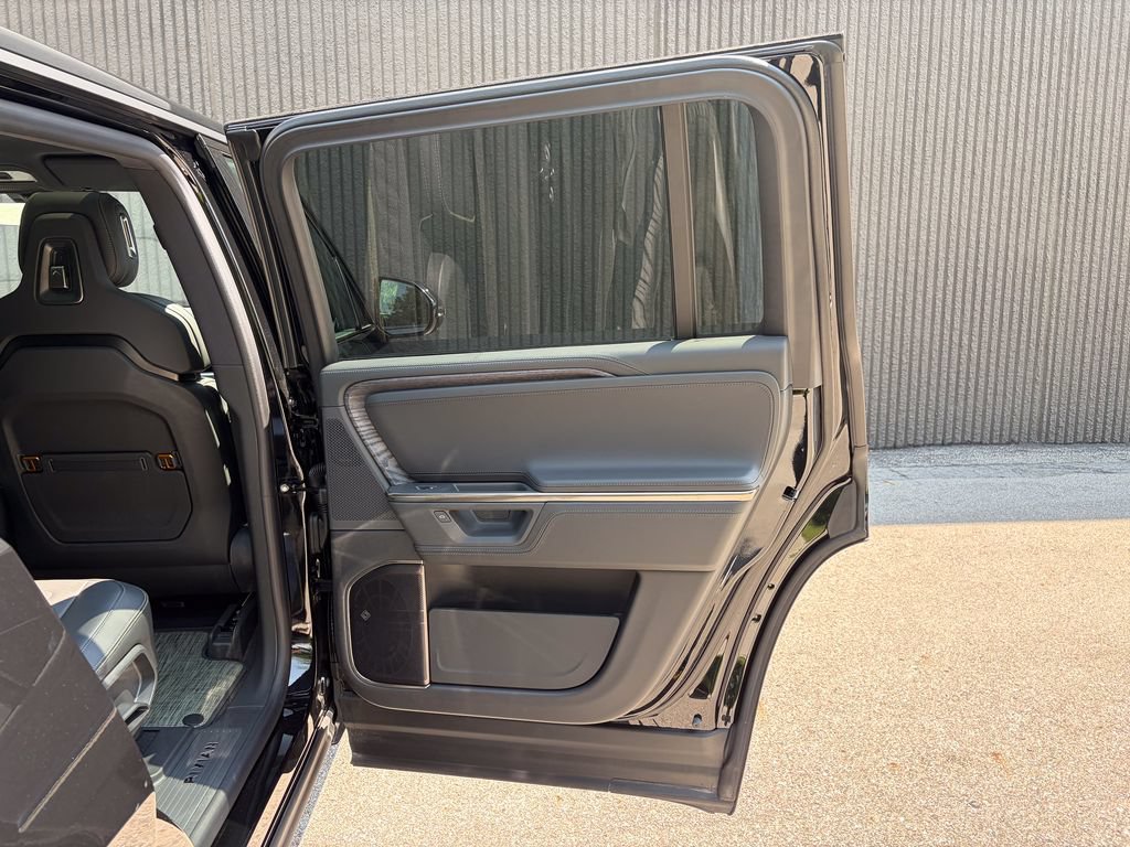 Used 2026 Rivian R1S Adventure AWD/4WD image 41