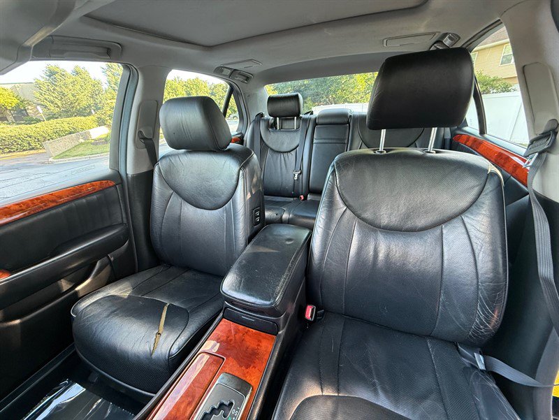 Used 2004 Lexus LS 430 RWD image 16