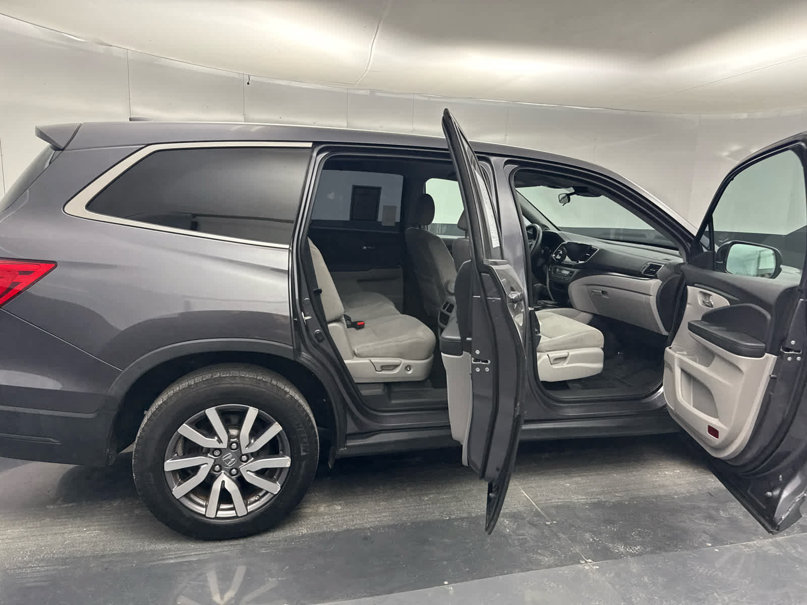 Used 2020 Honda Pilot EX image 76